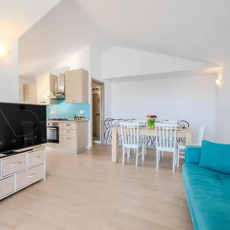 Apartment Sea View House 3 Olbia